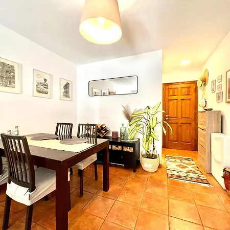 Cozy With Wifi, Pool, Barbecue, Private Garden * Santa Úrsula