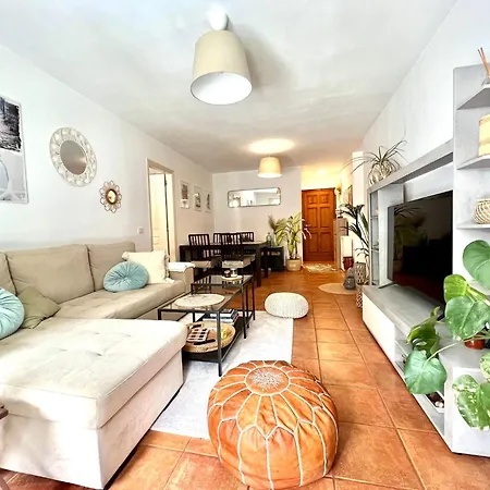 Cozy With Wifi, Pool, Barbecue, Private Garden * Santa Úrsula