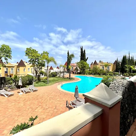 Apartmán Cozy With Wifi, Pool, Barbecue, Private Garden *
