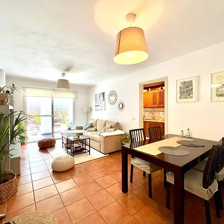 Cozy With Wifi, Pool, Barbecue, Private Garden * Santa Úrsula