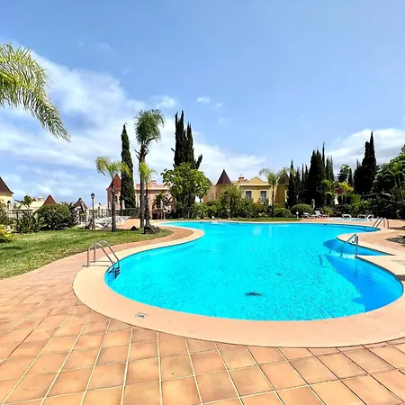Cozy With Wifi, Pool, Barbecue, Private Garden *