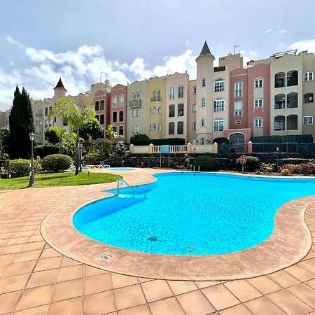 Apartmán Cozy With Wifi, Pool, Barbecue, Private Garden Santa Úrsula