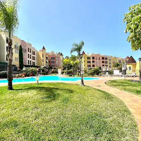 Apartmán Cozy With Wifi, Pool, Barbecue, Private Garden