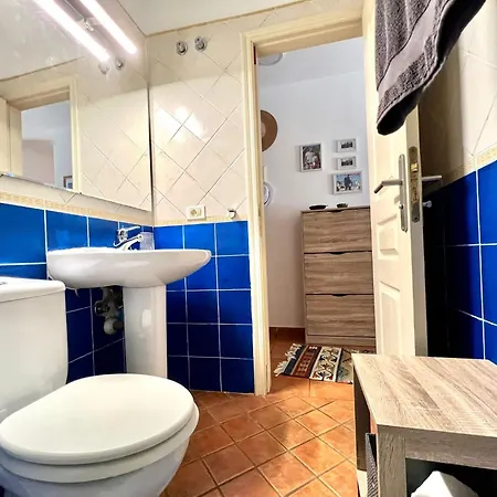 Cozy With Wifi, Pool, Barbecue, Private Garden شقة Santa Úrsula