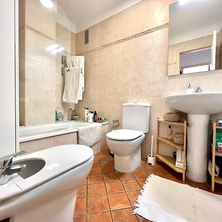 شقة Cozy With Wifi, Pool, Barbecue, Private Garden *